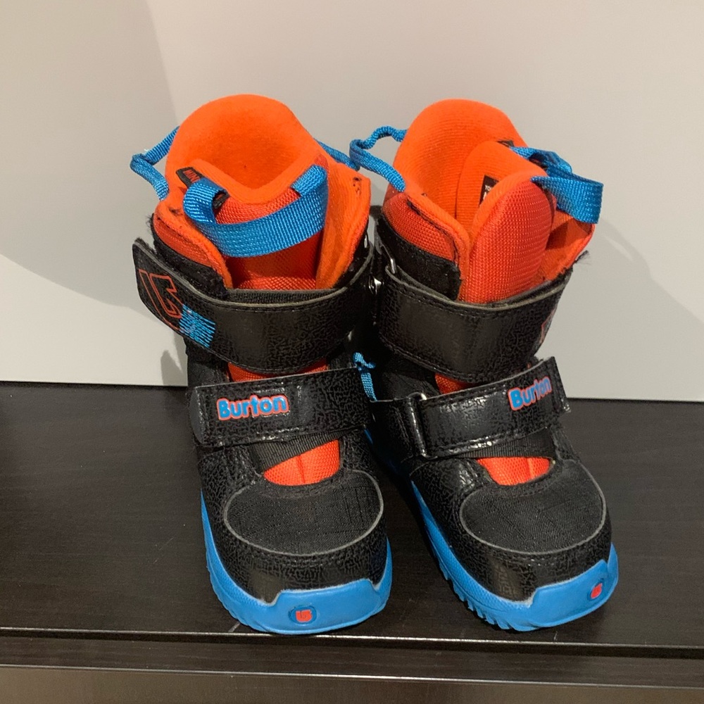 Burton toddler snowboard boots